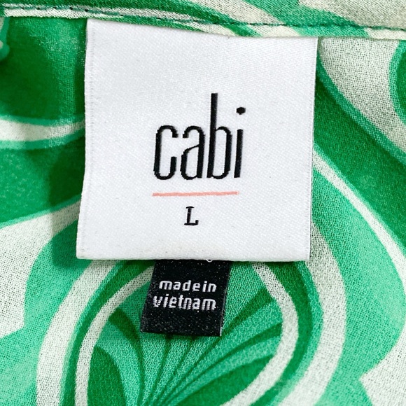 CAbi 6321 Scroll Print Top Spring 2023 Size Large EUC - Picture 6 of 9